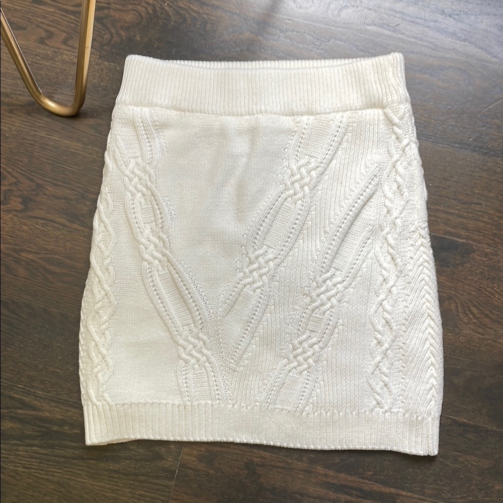 Elegant Cream Knit Skirt Anthropology XS